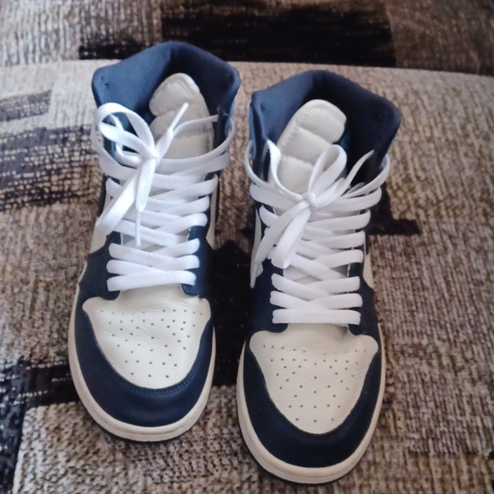 Nike Air Jordan 1 Retro High Obsidian Sneakers - Size 7 - Picture 2 of 14